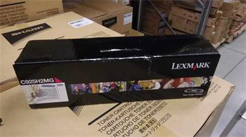 Lexmark C925 Magenta High Yield Toner Cartridge (C925H2MG)(7.500K) poškozený obal