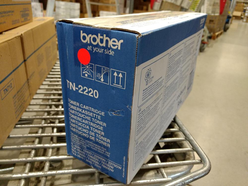 Brother Toner Cartridge TN-2220 poškozený obal