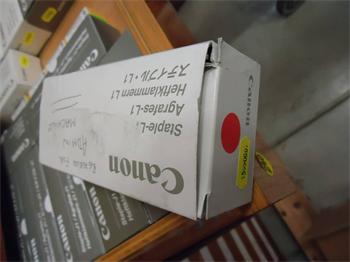 Canon svorky (staple) L1 SZ2-5303 poškozený obal