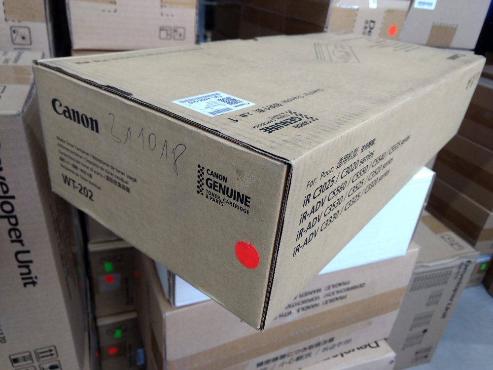 FM1-A606-000 Canon waste toner box WT-202 poškozený obal