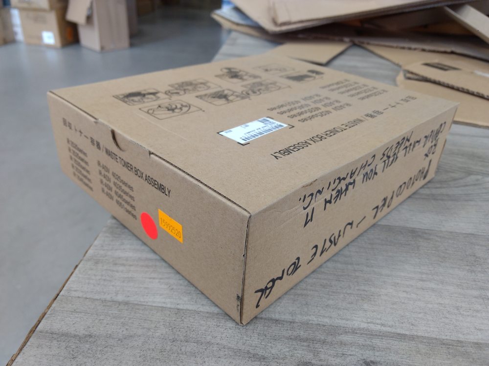 FM3-9276-030 Canon waste toner box iR 2520/2525 poškozený obal