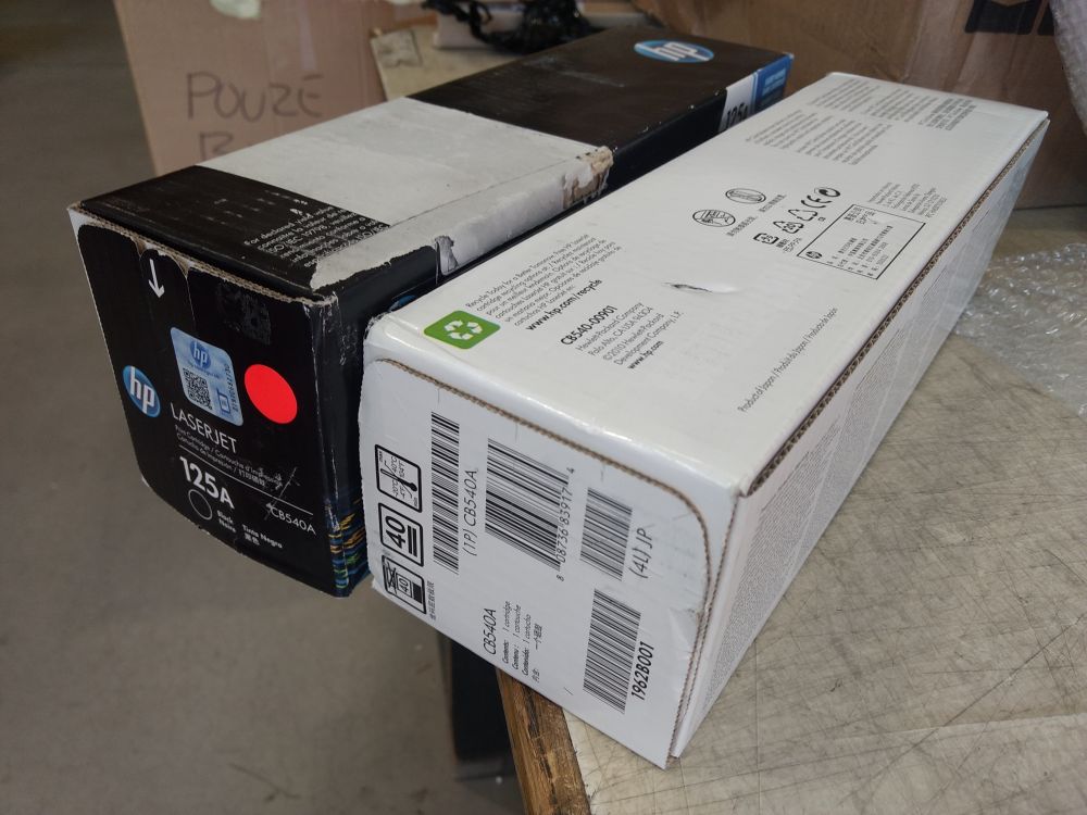 HP CB540A Toner Cartridge No.125A black poškozený obal