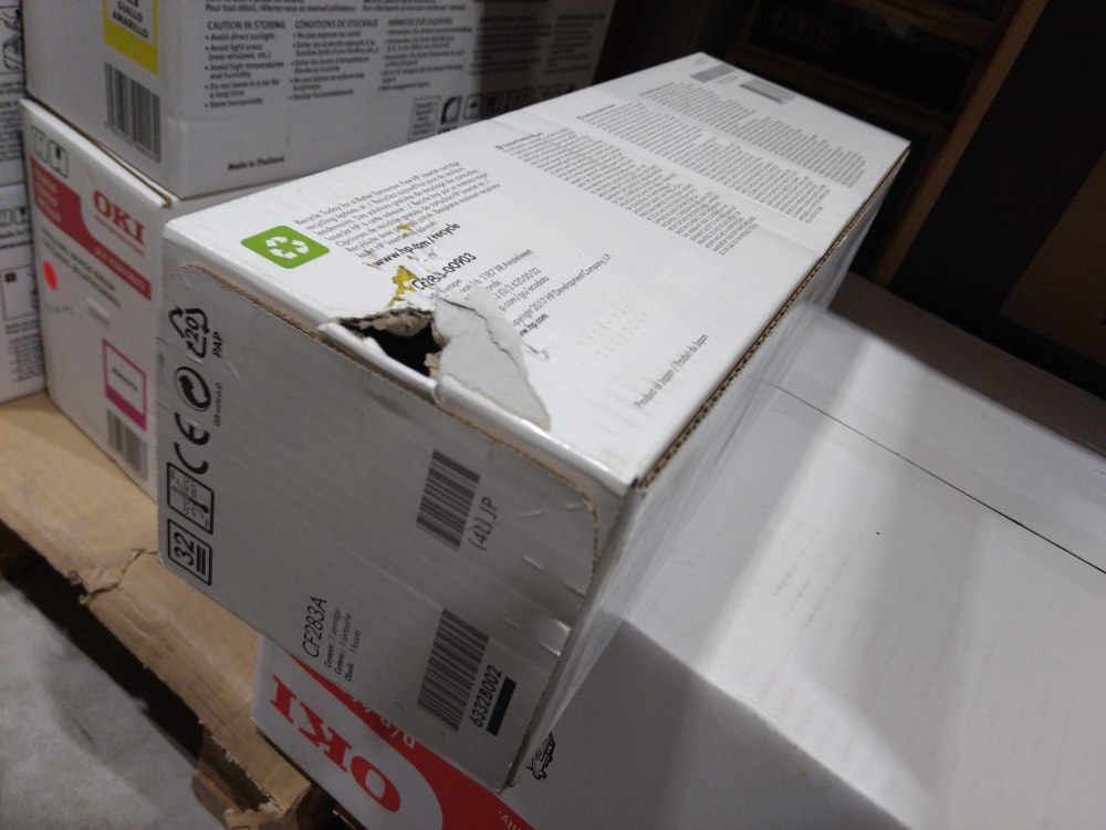 HP CF283A Toner Cartridge black (1.500 pgs.) poškozený obal