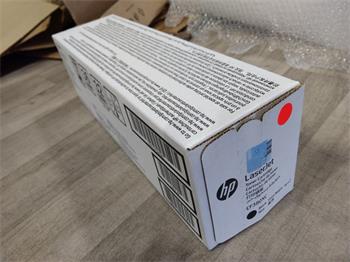 HP CF380XC toner black (contract) poškozený obal