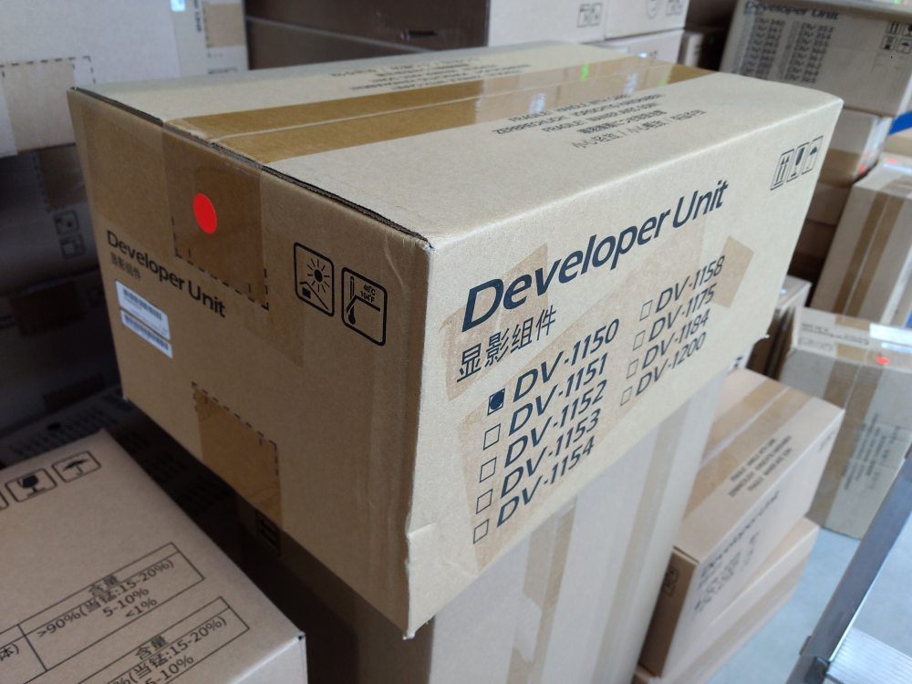 Kyocera DV-1150 Developer Unit (302RV93020) poškozený obal