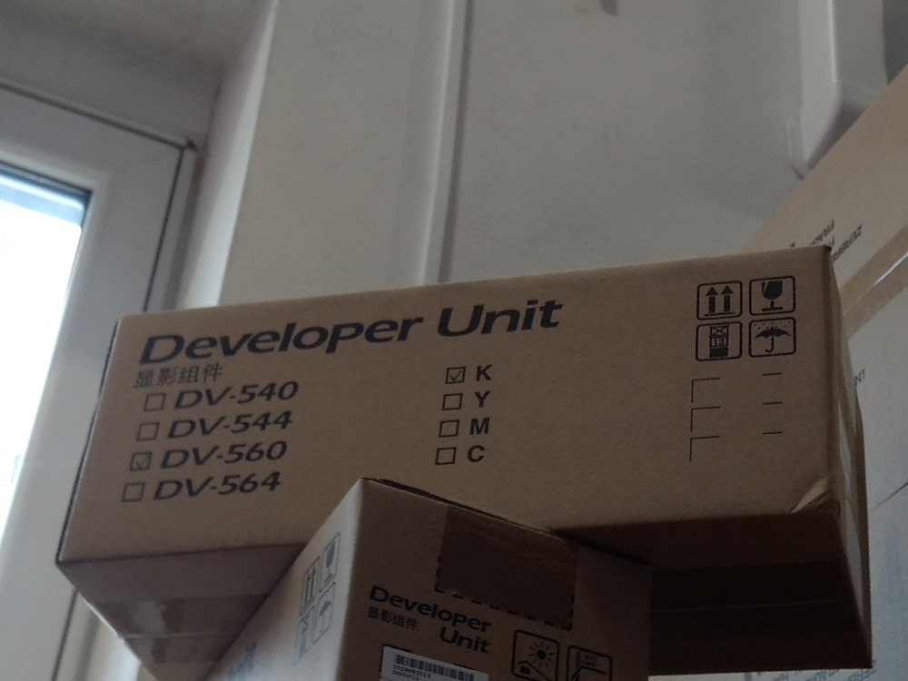 Kyocera DV-560 black Developer Unit (302HN93013)