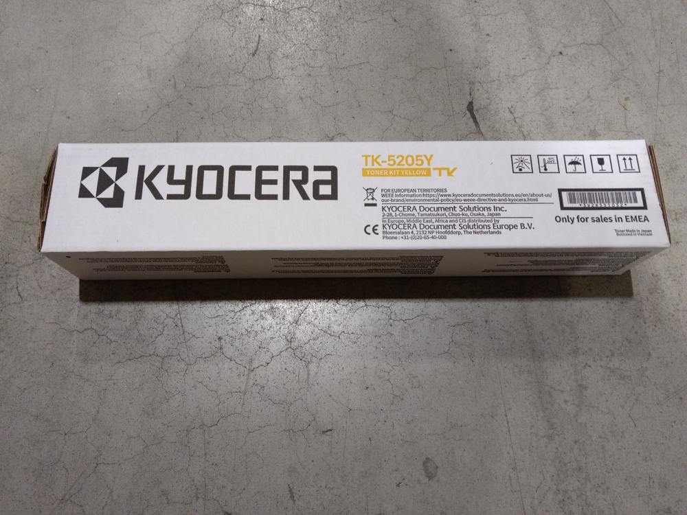 Kyocera Toner TK-5205Y (1T02R5ANL0)