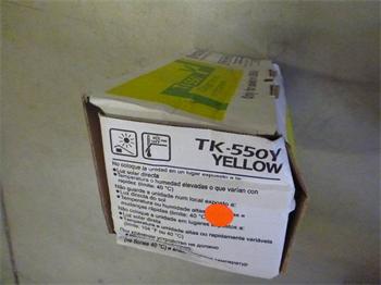 Kyocera Toner TK-550Y Yellow (1T02HMAEU0) poškozený obal