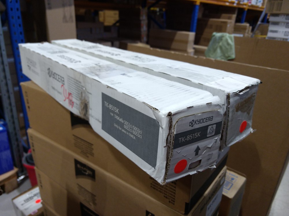 Kyocera Toner TK-8515K black (1T02ND0NL0) poškozený obal