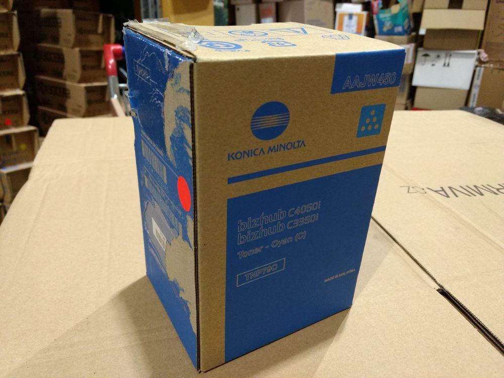 Minolta Toner TNP-79C (AAJW450) - poškozený obal