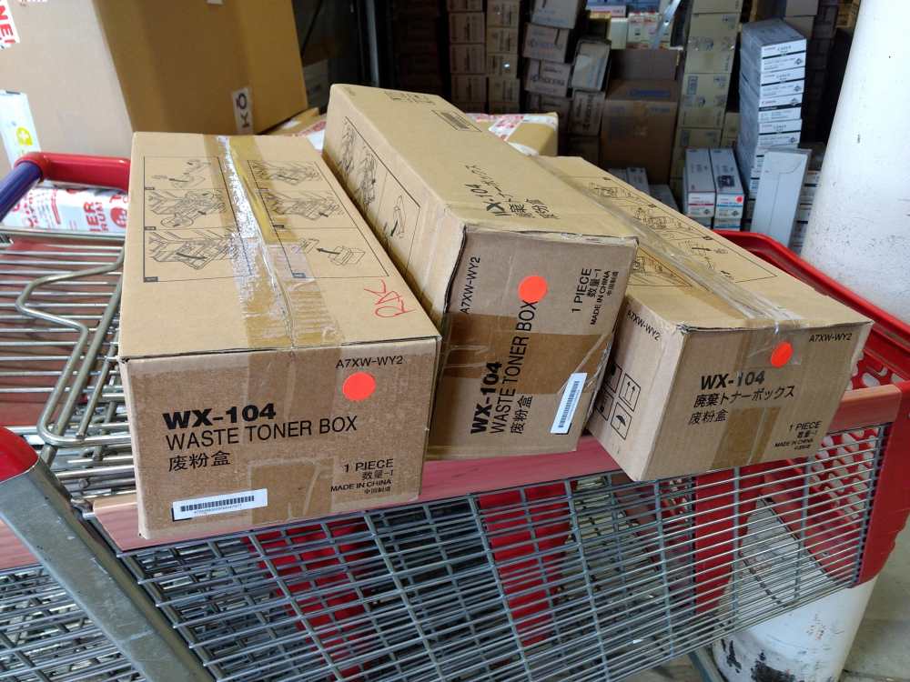 Minolta Waste Toner Box WX-104 BH227/287/367 (A7XWWY2) poškozený obal