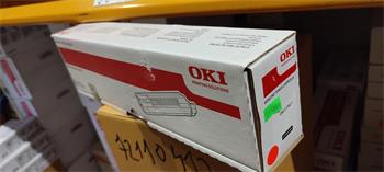 OKI Toner C801/C821 magenta (44643002) otevřený karton