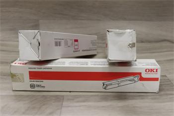 OKI Toner Cartridge C3520 magenta (43459370) poškozený obal