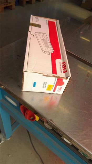 OKI Toner Cartridge C5800/C5550/C5900 cyan (43324423) poškozený obal