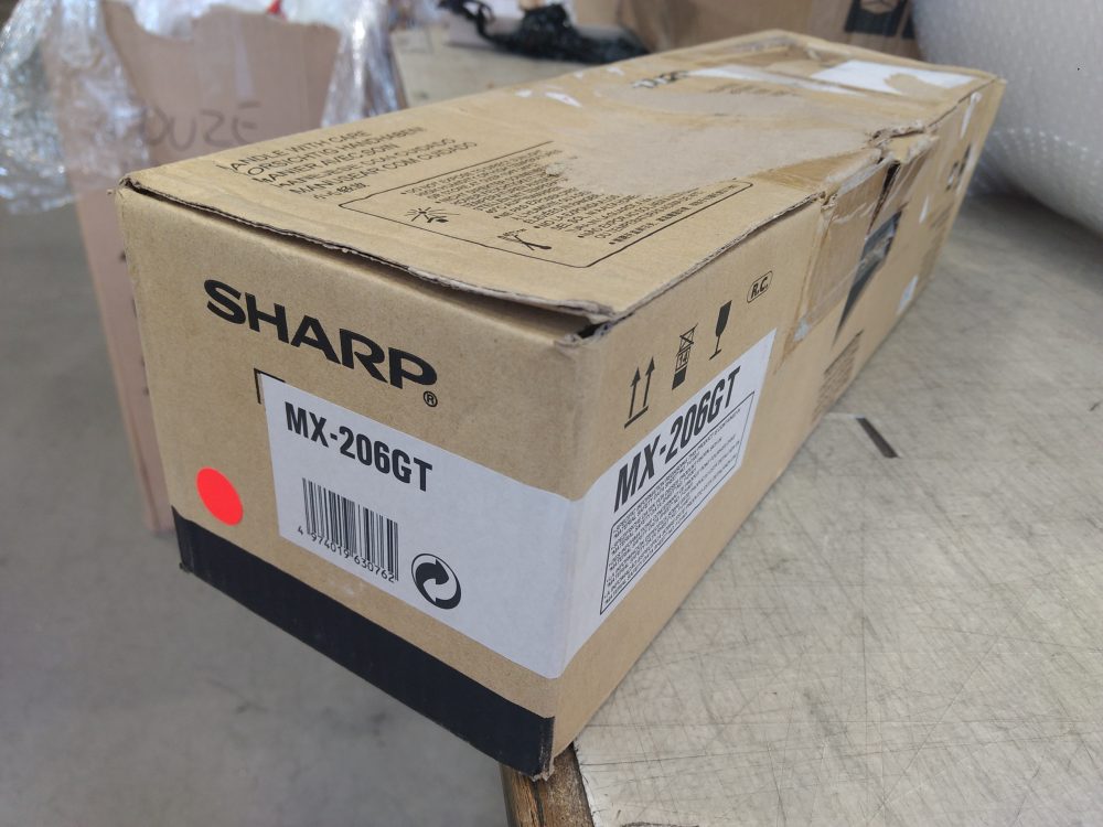 Sharp Toner MX-206GT poškozený obal - EOL ukončena výroba