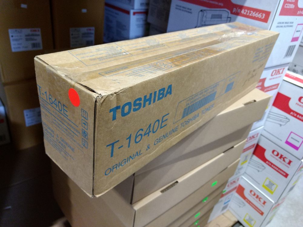 Toshiba Toner T-1640E 1x675g 24k (6AJ00000024) poškozený obal